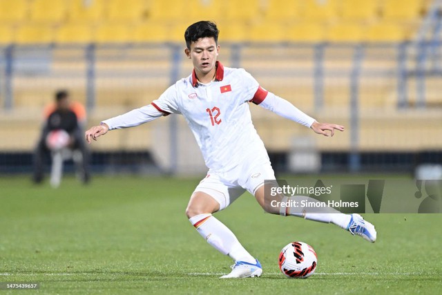 Bộ đôi “cận vệ Rồng” hứa hẹn giúp HLV Troussier tái hiện kỳ tích tại vòng loại World Cup- Ảnh 2.