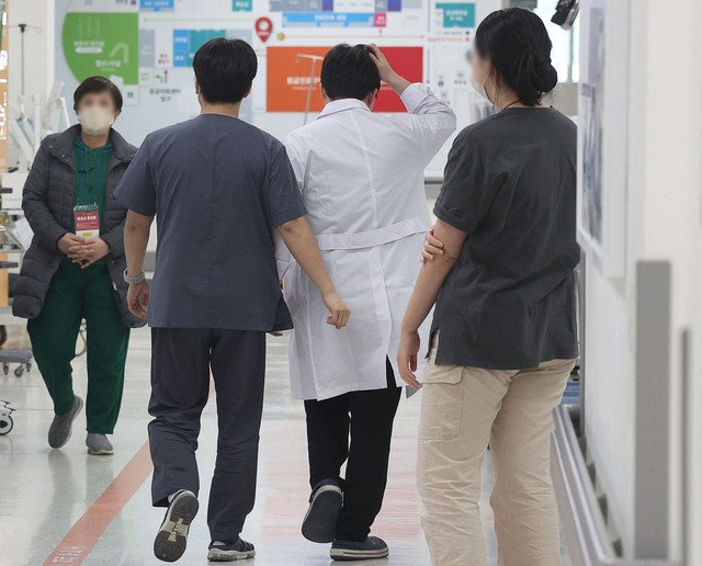 Người dân Hàn Quốc đối diện với “cơn ác mộng” khi điều trị y tế- Ảnh 4.