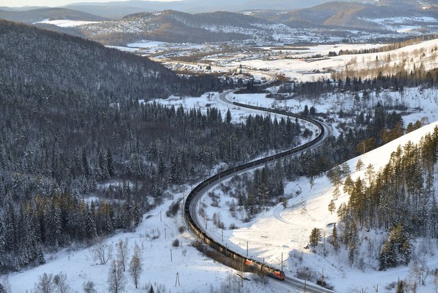 Đường biển gặp khó, Nga rót 'vốn khủng' nâng cấp đường sắt khi giao thương với Trung Quốc tăng mạnh- Ảnh 1.