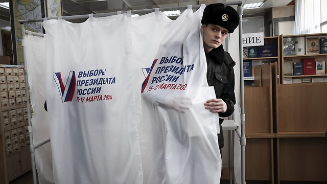 Bầu cử tổng thống Nga 2024: Điều gì sẽ xảy ra nếu ông Putin thắng cử?- Ảnh 1.