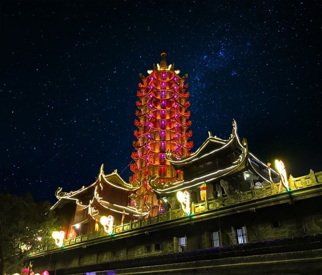 Ngôi chùa có tòa tháp độc nhất Việt Nam, nắm giữ 2 kỷ lục thế giới: Chỉ cách Hà Nội hơn 30km- Ảnh 3.