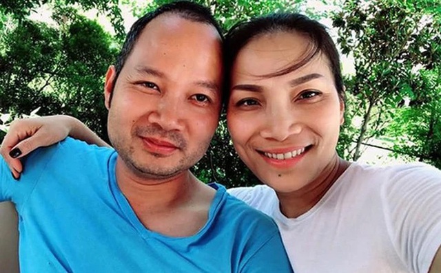 Một nữ ca sĩ lấy chồng bầu show Việt kiều giàu có: 