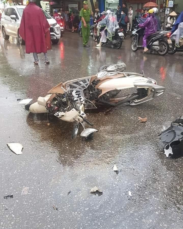 18 giây ám ảnh vụ xe Camry lao thẳng vào nhà dân, gây tai nạn liên hoàn ở Nam Định- Ảnh 3.