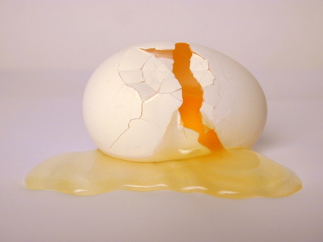 Cho quả trứng vào cốc nước, trứng tươi sẽ chìm hay nổi? Câu hỏi đơn giản mà không phải ai cũng biết- Ảnh 3.