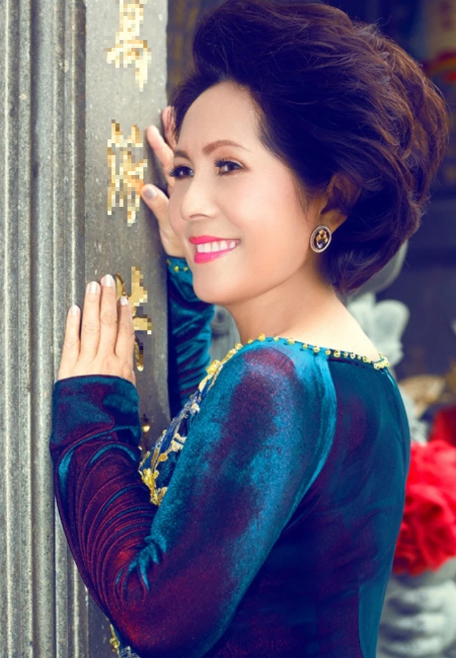 Nữ ca sĩ sinh con nhiều nhất showbiz Việt: Được chồng cả đời yêu thương, có 8 con, ai cũng thành đạt- Ảnh 3.
