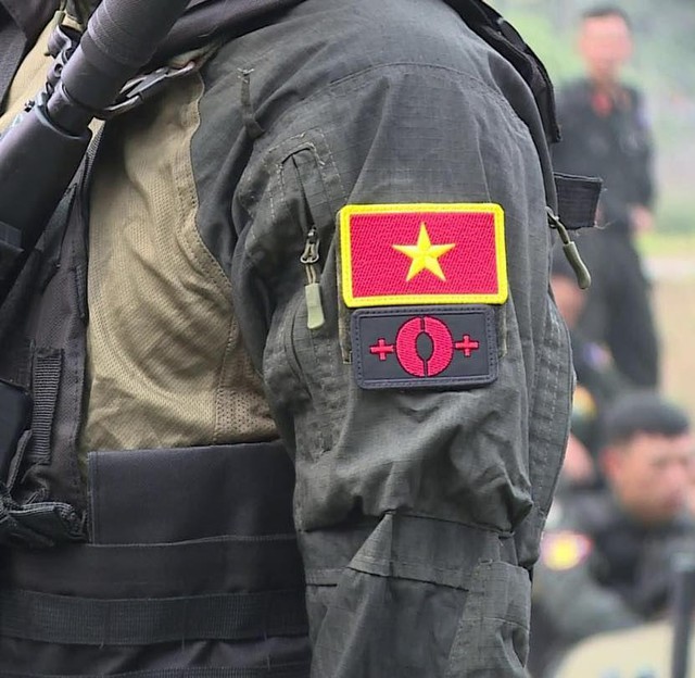 Bất ngờ về ký hiệu đặc biệt trên trang phục của cảnh sát đặc nhiệm chống khủng bố Việt Nam- Ảnh 4.
