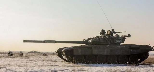 Forbes: Vì sao lính Ukraine liều mình chiếm đoạt xe tăng Nga bất chấp nguy hiểm, 3 đêm mới hoàn thành?- Ảnh 1.
