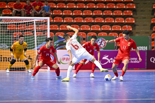 Việt Nam 1-0 Trung Quốc: Chiến thắng nghẹt thở của tuyển futsal Việt Nam- Ảnh 3.