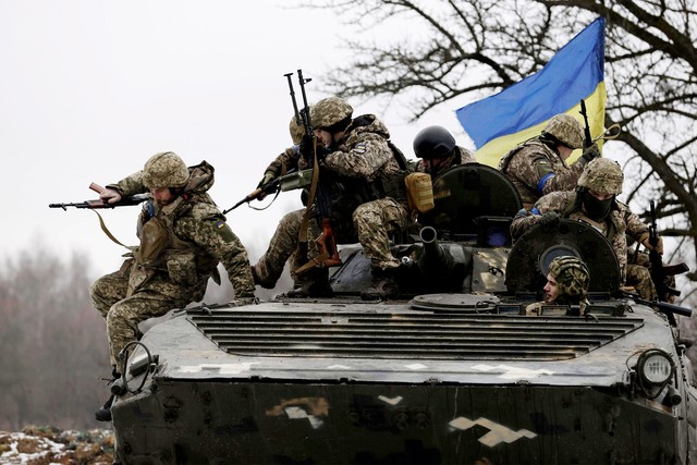 5 vạn binh Nga ồ ạt tấn công, quân Ukraine bỏ vũ khí rút chạy: Tổng tư lệnh Ukraine hé lộ sự thật cay đắng- Ảnh 3.