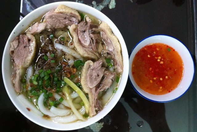Cầm 10k, ăn no căng bụng tại tỉnh rẻ nhất Việt Nam- Ảnh 9.