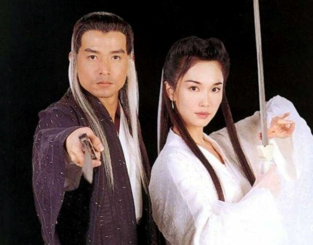Dương Quá - Tiểu Long Nữ đẹp nhất màn ảnh: Chồng tóc bạc trắng, vợ vẫn trẻ đẹp, 25 năm yêu như cổ tích- Ảnh 3.