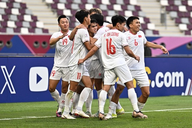 Báo Trung Quốc: “U23 Việt Nam và Indonesia đang khiến cục diện bóng đá châu Á thay đổi rõ rệt”- Ảnh 1.