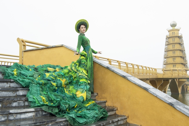 Hoa hậu Lý Kim Thảo dầm mưa để quay clip quảng bá du lịch tỉnh Phú Thọ- Ảnh 7.