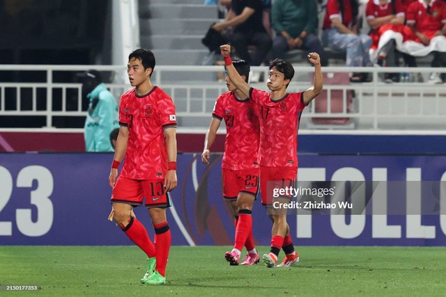 Địa chấn: U23 Indonesia đánh bại U23 Hàn Quốc theo kịch bản không tưởng, chạm một tay vào tấm vé Olympic- Ảnh 2.