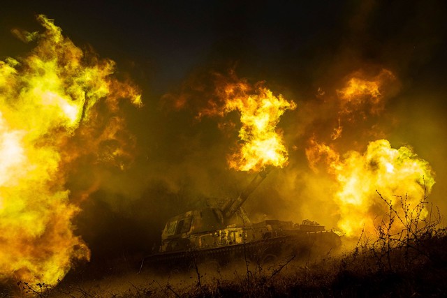 Nga ồ ạt đột kích, quân Ukraine tháo chạy thoát vòng vây: Bộ chỉ huy Kiev hoảng sợ vì diễn tiến quá nhanh- Ảnh 1.