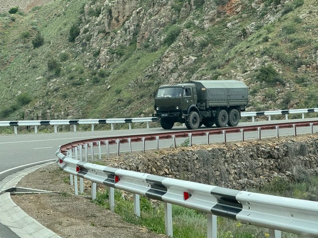Ông Putin lệnh rút quân, hàng trăm lính Nga và vũ khí rời Armenia: Quân phương Tây sắp chiếm lĩnh căn cứ?- Ảnh 3.