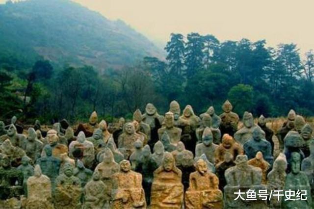 'Cấm địa' ở Trung Quốc: 700 năm không ai dám vào, nhà khảo cổ mạo hiểm dấn thân phát hiện cảnh gây sốc- Ảnh 2.