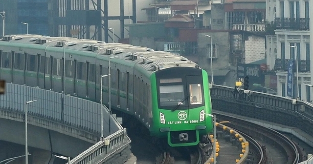 Tuyến đường sắt đô thị Cát Linh – Hà Đông có chiều dài 13 km đi trên cao. Ảnh: BQ