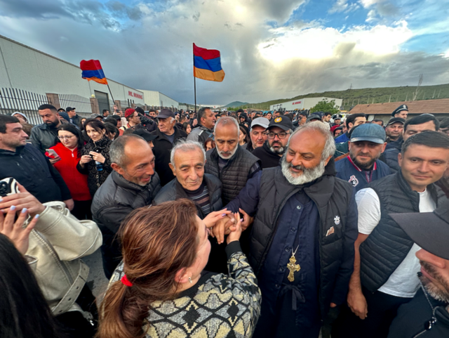 Nga vừa rút quân, Armenia hỗn loạn: 30.000 người vây ép Thủ tướng chống Nga từ chức- Ảnh 8.