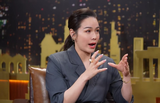 Một nữ diễn viên Việt đoạt giải phim quốc tế: Từng ngủ dưới gầm sân khấu, bị đá khỏi show- Ảnh 1.