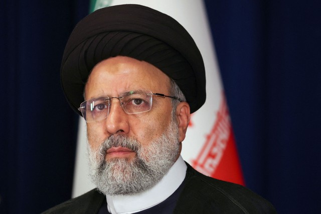 Vụ trực thăng chở Tổng thống Iran gặp nạn: Chính phủ xác nhận Tổng thống và Ngoại trưởng thiệt mạng- Ảnh 1.