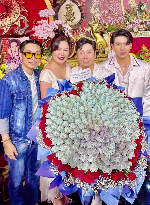 Hoa hậu tuyên bố đãi 1.000 bàn nếu cưới được Vũ Luân: Là fan 30 năm, lộ tặng quà 