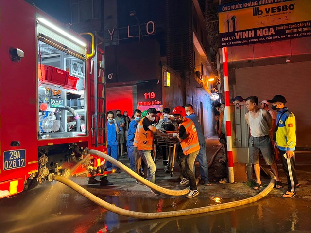 Hiện trường vụ cháy nhà trọ ở Trung Kính khiến 14 người tử vong- Ảnh 6.