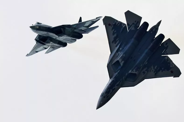 Ukraine muốn mang F-16 đấu với Su-57 Nga, chuyên gia Mỹ chốt một câu tê tái- Ảnh 2.