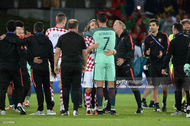 Khoảnh khắc Euro: Modric 2 lần ôm mặt khóc vì những hiệp phụ đầy nghiệt ngã- Ảnh 2.