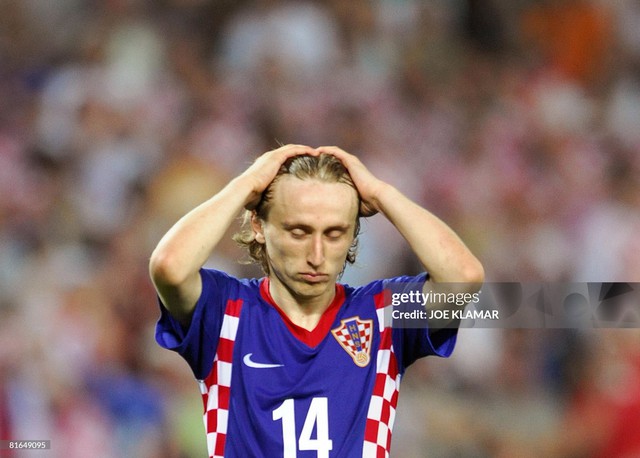Khoảnh khắc Euro: Modric 2 lần ôm mặt khóc vì những hiệp phụ đầy nghiệt ngã- Ảnh 1.