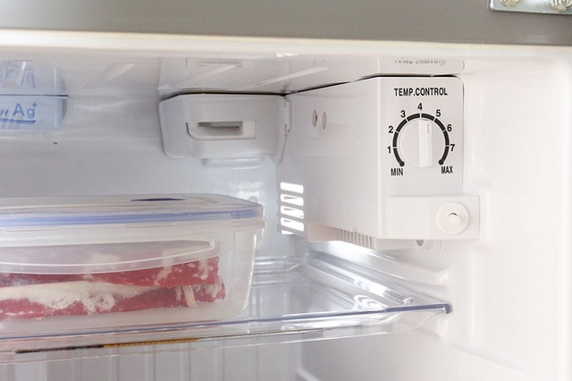 Điều chỉnh nút nhỏ này trên tủ lạnh có thể khiến bạn tiết kiệm được cơ số tiền điện: EVN cũng khuyên làm!- Ảnh 2.