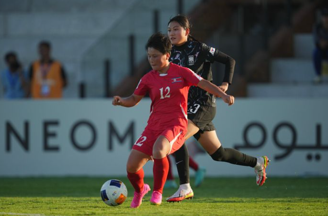 Tuyển trẻ Triều Tiên thắng 7-0 Hàn Quốc trong ngày ra quân giải châu Á- Ảnh 1.