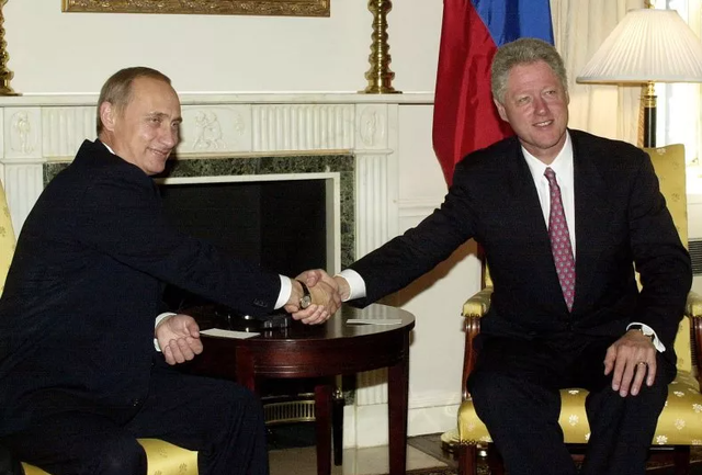 Ông Putin đối đầu 5 Tổng thống Mỹ: Hai thập kỷ căng thẳng kiểu Chiến tranh Lạnh và bế tắc ngoại giao- Ảnh 1.