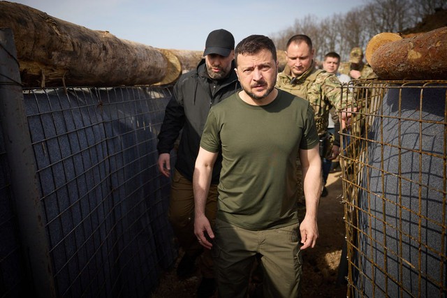 Nga có thể 'đến sát sườn' Tổng thống Ukraine: Lỗ hổng nghiêm trọng lộ rõ qua âm mưu ám sát ông Zelensky- Ảnh 1.