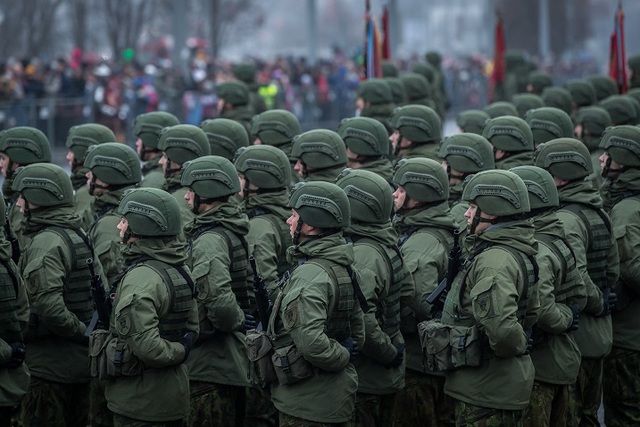1 nước tuyên bố sẵn sàng điều binh, 20.000 quân có thể tới Ukraine: Nga cảnh cáo nóng, NATO hành động khẩn- Ảnh 2.