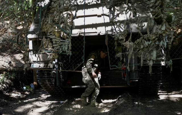 Nga săn lùng dữ dội buộc pháo binh Ukraine phải 