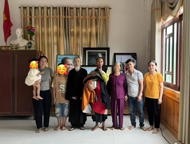 Ông Thích Minh Tuệ chia sẻ cảm xúc khi gặp lại gia đình sau 6 năm xa cách- Ảnh 2.