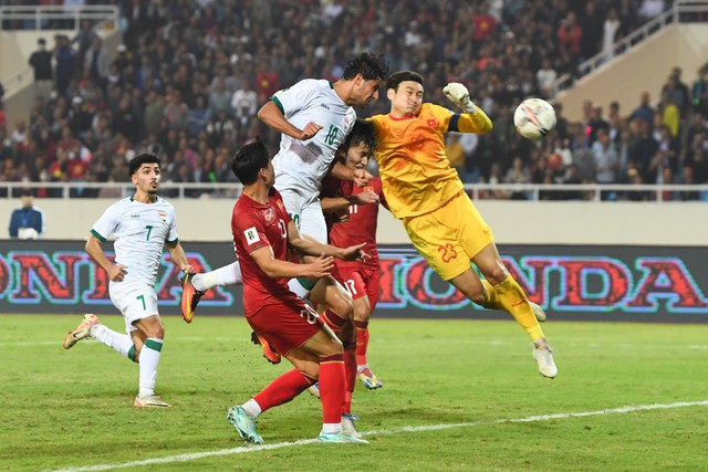 Tuyển Iraq bị chỉ trích gay gắt trước ngày đấu Việt Nam: "Đá thế này mà mơ dự World Cup"- Ảnh 2.