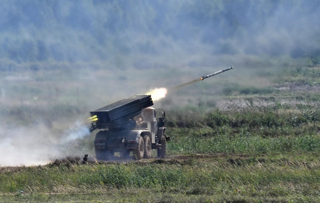 Chuyên gia: 'Hỏa thần' HIMARS bản 'Lite' của Nga?- Ảnh 3.