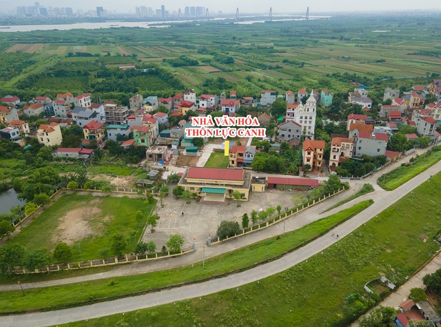 Trong ảnh là thôn Lực Canh, khu vực lân cận Nhà Văn hóa thôn Lực Canh. Khu vực này dự kiến sẽ là khu vực tiếp giáp liền kề với Dự án Khu đô thị thông minh – sinh thái rộng 268 ha Đông Anh.