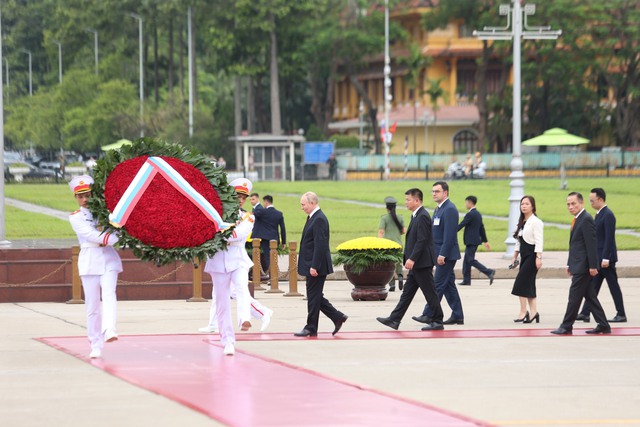 Toàn cảnh chuyến thăm cấp nhà nước của Tổng thống Putin đến Việt Nam- Ảnh 11.