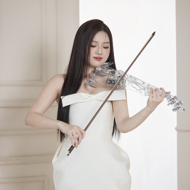 Nghệ sĩ violin Quỳnh Như: Xin lỗi gia đình vì mê âm nhạc nên chưa lấy chồng- Ảnh 1.