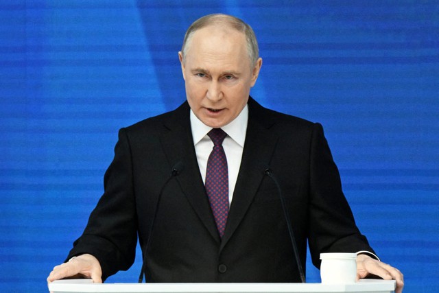 Moscow Times: Ukraine bao vây 400 quân Nga rồi giội bom - Ông Putin cảnh cáo Kiev “trả giá đắt” ở Kharkiv- Ảnh 3.