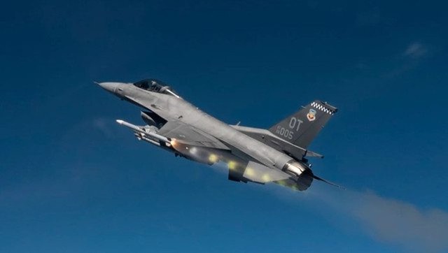 Nhận định khu vực đầu tiên chiến đấu cơ F-16 tấn công- Ảnh 3.