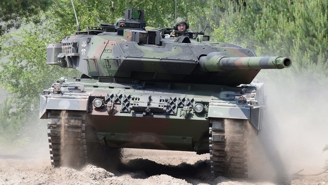 "Bại binh" Leopard 2 ở chiến trường Ukraine đón tin vui- Ảnh 2.