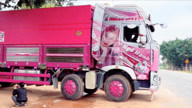 Hot girl Thái Nguyên lái xe tải 30 tấn, một mình là nữ đi họp mặt hội lái xe với 200 người đàn ông- Ảnh 3.