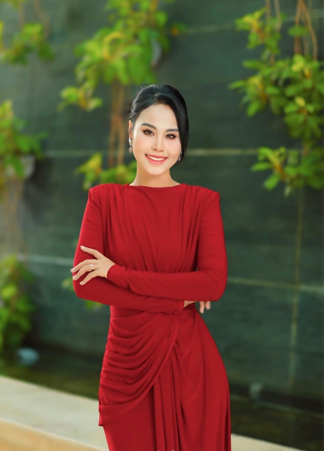 Nữ MC nóng bỏng của các giải Golf chuyên nghiệp tại Việt Nam: Học vấn xịn, nhan sắc như hoa hậu- Ảnh 1.