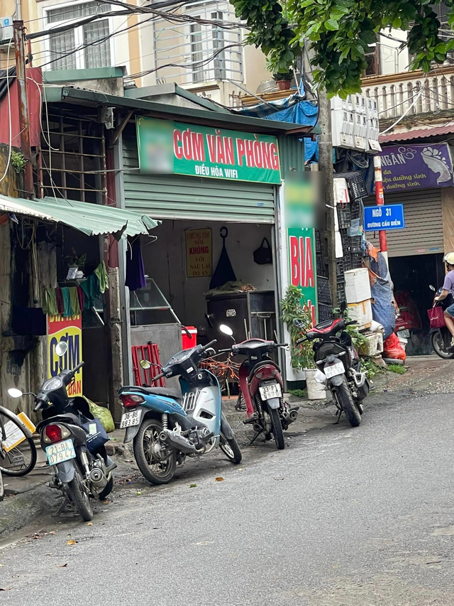 Quán cơm ở Hà Nội bị tố "quỵt" 20 triệu tiền lương của mẹ đơn thân: UBND phường xuống tận nơi kiểm tra- Ảnh 2.