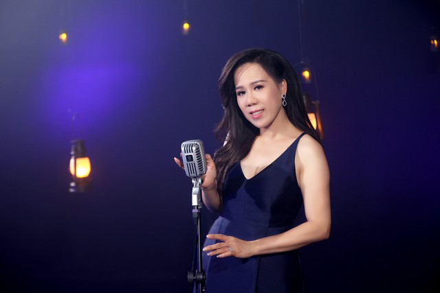Nữ ca sĩ 12 giờ đêm vẫn được chồng cho đi chơi với Quang Lê: Sở hữu 4 căn nhà, chục triệu USD- Ảnh 1.