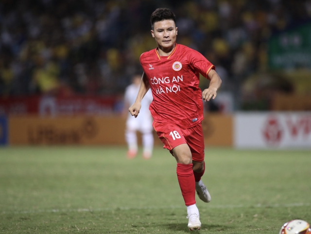 Quang Hải "quay xe" đầy bất ngờ, ký hợp đồng khó lường với đại gia V.League?- Ảnh 1.